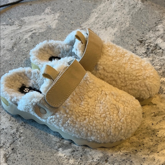 Sorel Shoes - Sorel Cream Fleece Footwear